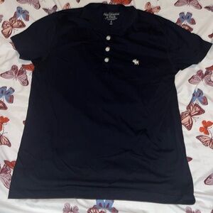 Abercrombie and Fitch tee